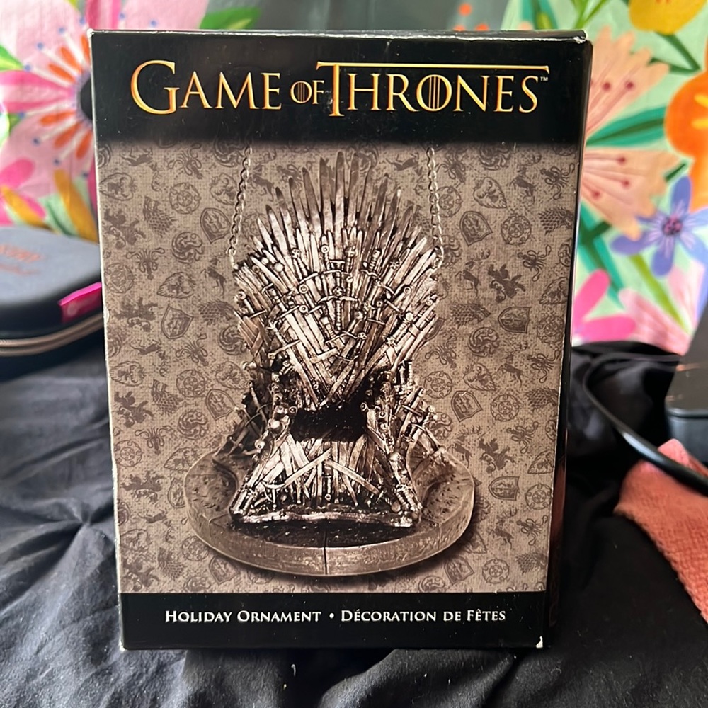 A Game of Thrones holiday ornament